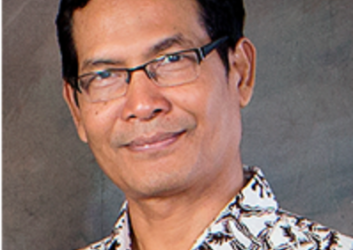 Dr. Nawari Ismail, M.Ag